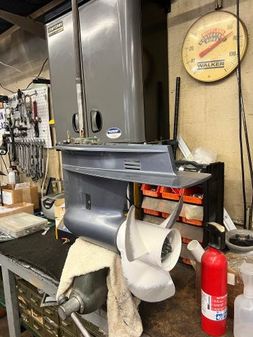 Yamaha Outboards Used 90tlr lower unit image