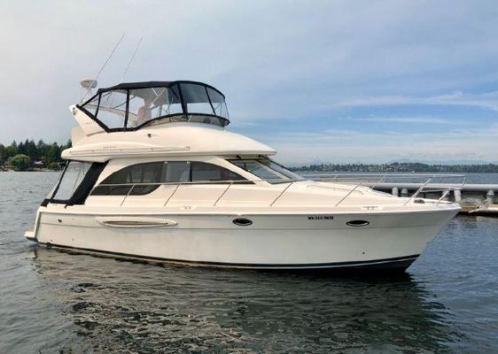 Meridian 381 - main image