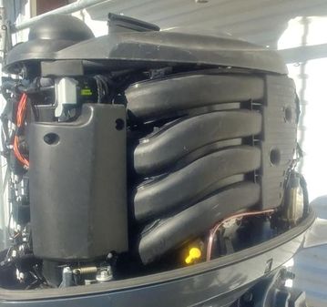 Yamaha Outboards F200XB image