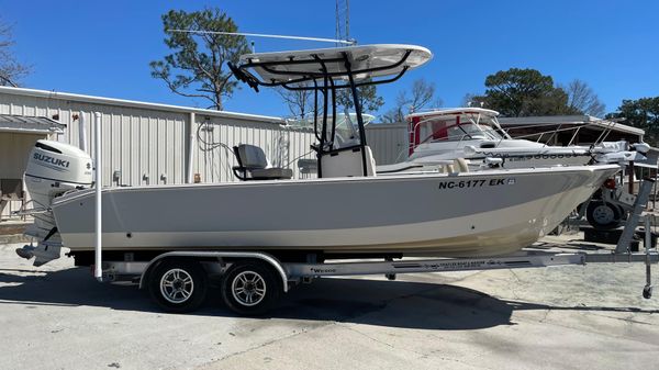 Carolina Skiff 24 Ultra Elite 