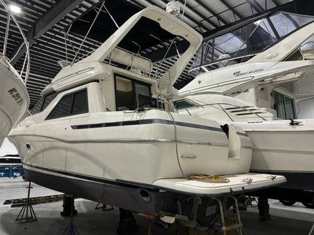 Bayliner 3488-AVANTI image