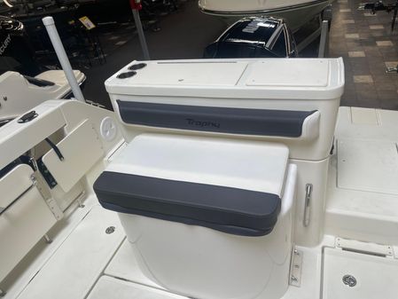 Bayliner TROPHY-23-PILOTHOUSE-W-TRAILER image