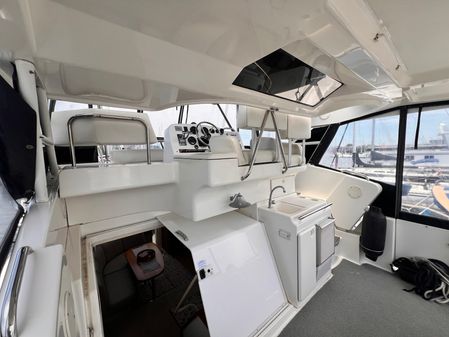 Silverton 352 Motor Yacht image