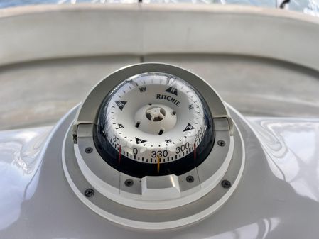 Silverton 352 Motor Yacht image