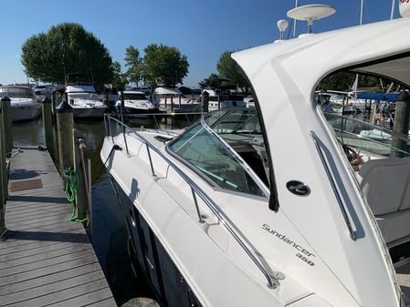 Sea Ray 350 Sundancer image