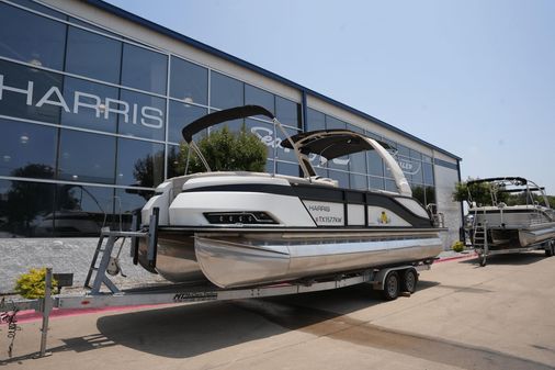 Harris 250 Grand Mariner image