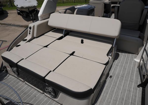 Harris 250 Grand Mariner image