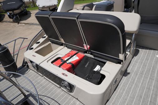 Harris 250 Grand Mariner image