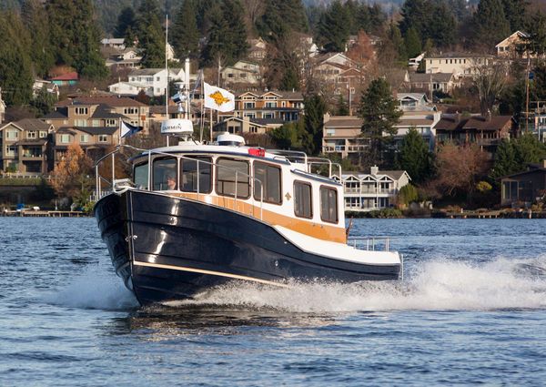 Ranger Tugs R-27 image