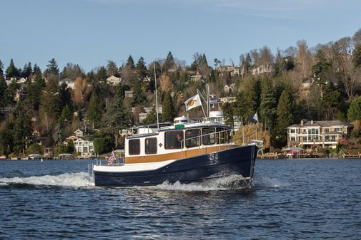 Ranger Tugs R-27 image