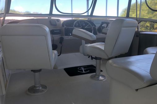 Carver 41-COCKPIT-MOTOR-YACHT image