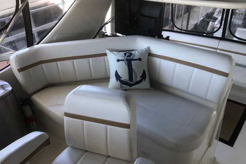 Carver 41-COCKPIT-MOTOR-YACHT image