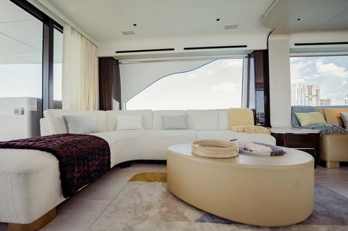 Azimut 78 Flybridge image