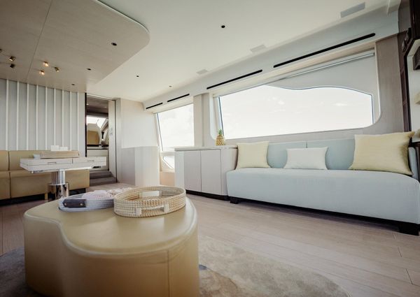 Azimut 78 Flybridge image