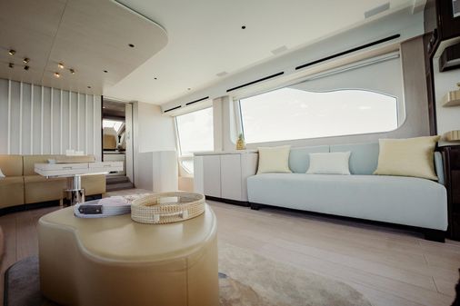 Azimut 78 Flybridge image