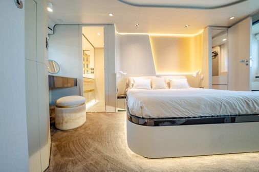 Azimut 78 Flybridge image