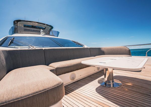 Azimut 78 Flybridge image