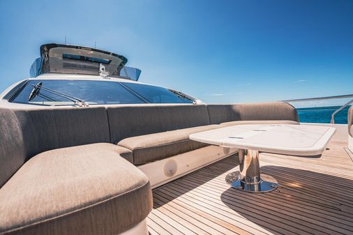 Azimut 78 Flybridge image