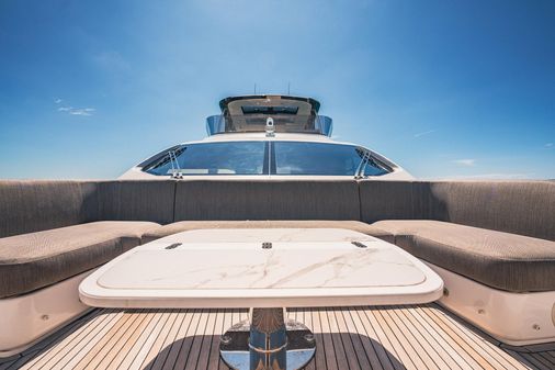 Azimut 78 Flybridge image