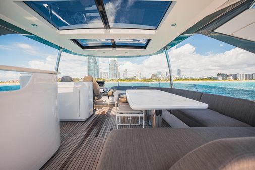 Azimut 78 Flybridge image