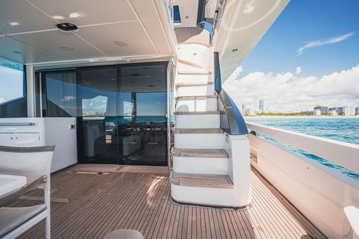 Azimut 78 Flybridge image