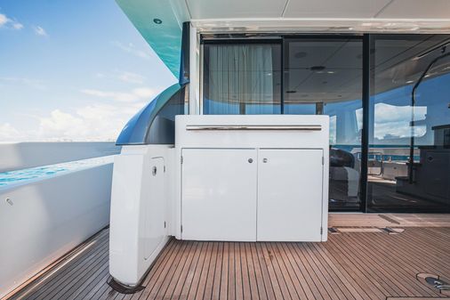 Azimut 78 Flybridge image