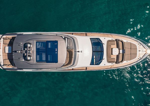 Azimut 78 Flybridge image