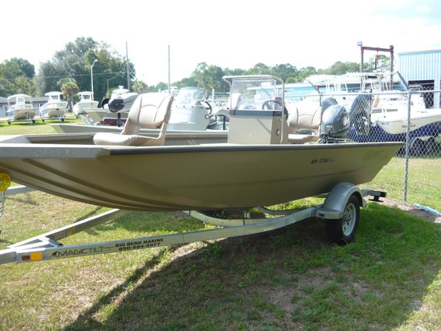 2019 Alumacraft MV 1756 AW CC Perry, Florida - Big Bend Marine