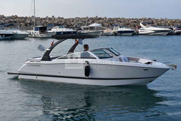 Four Winns H260 - main image