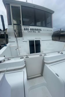 Carver 564 Cockpit Motor Yacht image