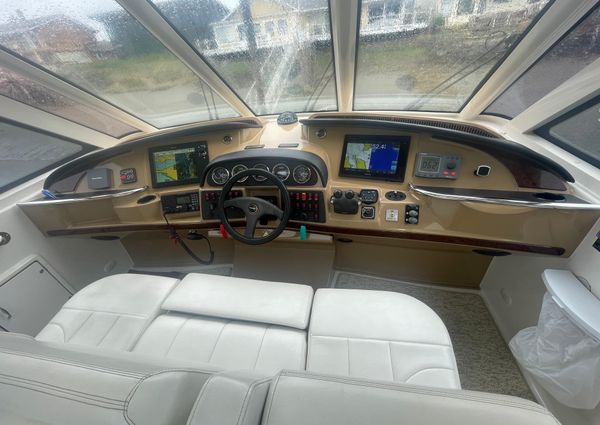 Carver 564 Cockpit Motor Yacht image