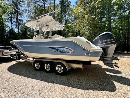 Robalo R300-CENTER-CONSOLE image