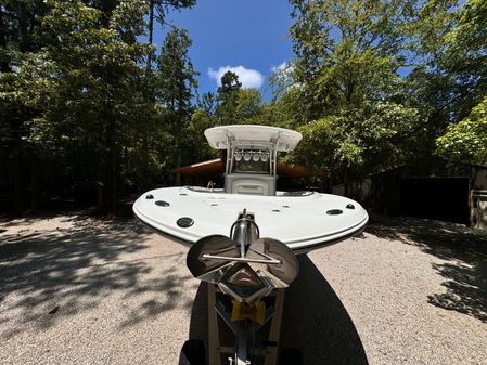 Robalo R300 Center Console image