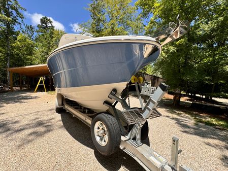 Robalo R300-CENTER-CONSOLE image