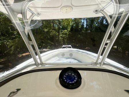 Robalo R300 Center Console image