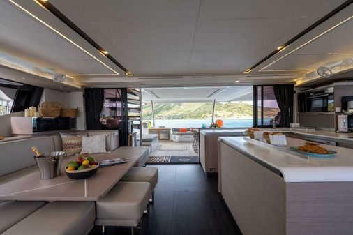 Fountaine Pajot Alegria 67 image