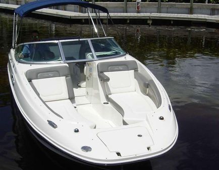 Sea Ray 260 Sundeck image