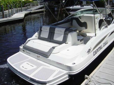 Sea Ray 260 Sundeck image