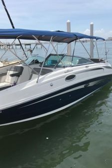 Sea Ray 260 Sundeck image