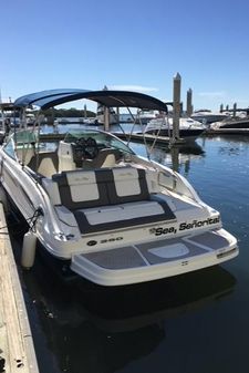 Sea Ray 260 Sundeck image