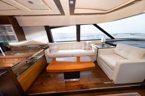 Tiara Yachts 50 Coupe image