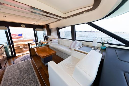 Tiara Yachts 50 Coupe image