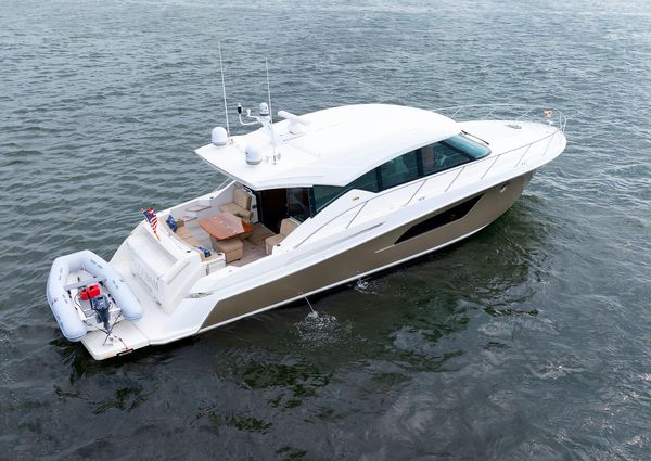 Tiara Yachts 50 Coupe image