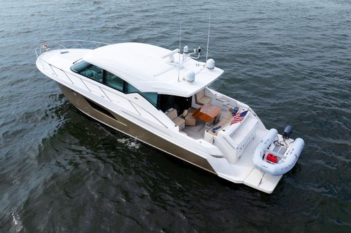 Tiara Yachts 50 Coupe image