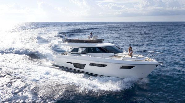 Ferretti Yachts 500