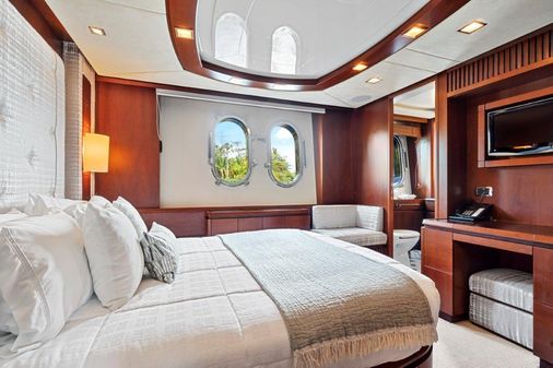 Azimut Grande 116 image