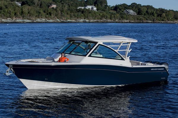 Grady-White Freedom 375 - main image