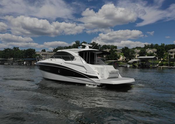 Cruisers Yachts 41 Cantius image