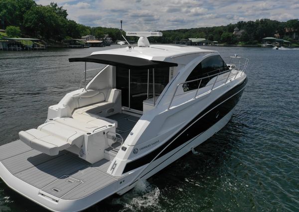 Cruisers Yachts 41 Cantius image