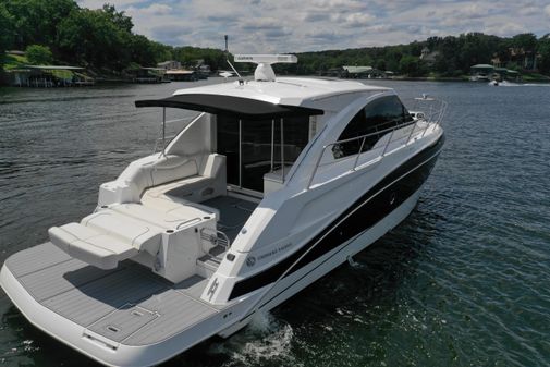 Cruisers Yachts 41 Cantius image